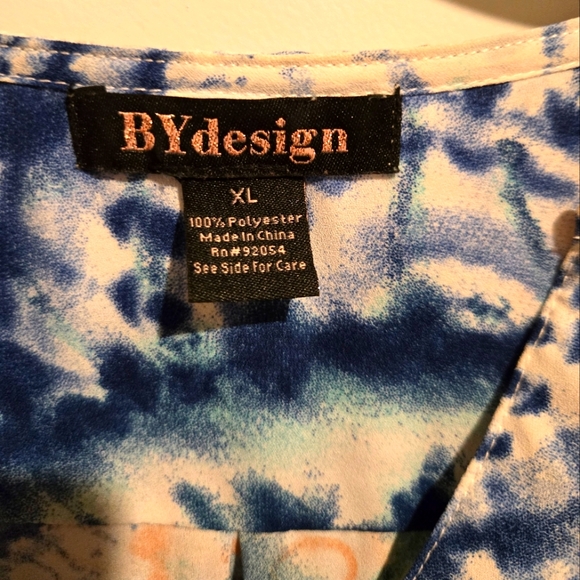 Ladies blouse - Picture 3 of 3